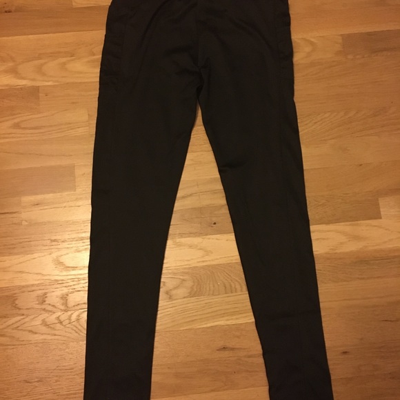 Black leggings - Picture 2 of 2